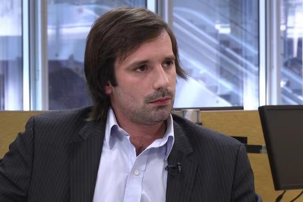 El Gobierno aclaró el viaje de un viceministro al Mundial